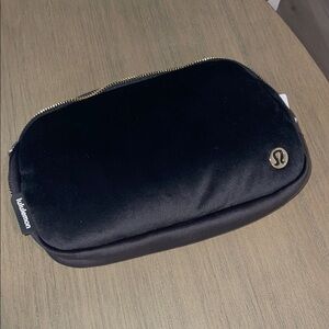 lululemon athletica velour everywhere belt bag